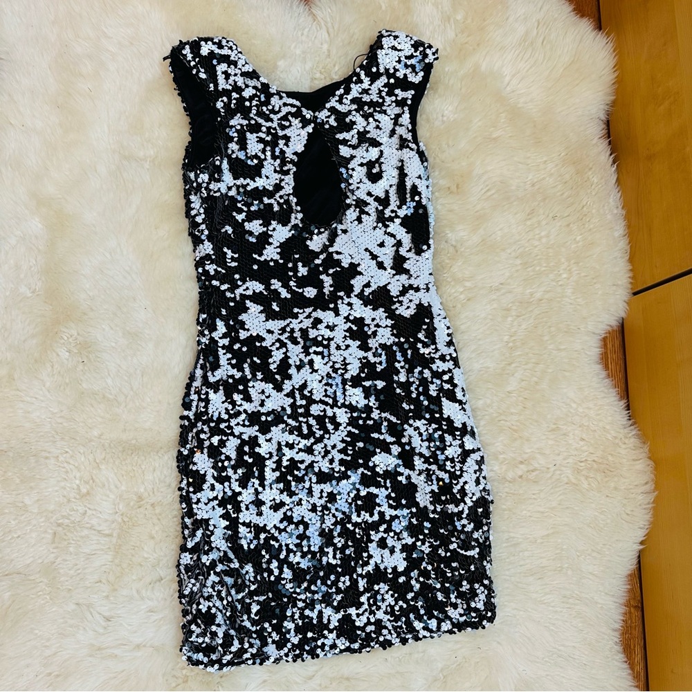 Aidan Mattox Size 4 Cocktail Sequin Dress - Picture 11 of 13